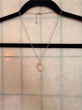 Delicate Rose Quartz Teardrop Pendant Necklace